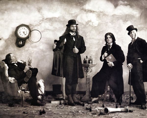 Tool band